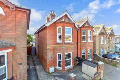 3 bedroom semi-detached house for sale, Oakfield Road, East Cowes PO32