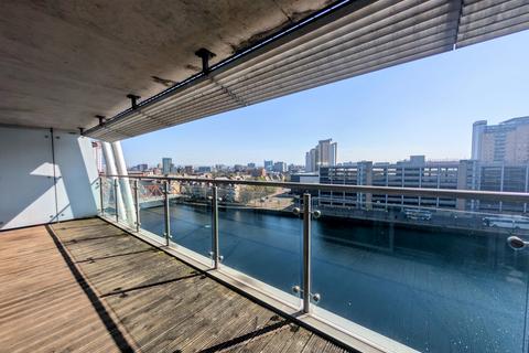 2 bedroom apartment to rent, The Quays, Salford, M50