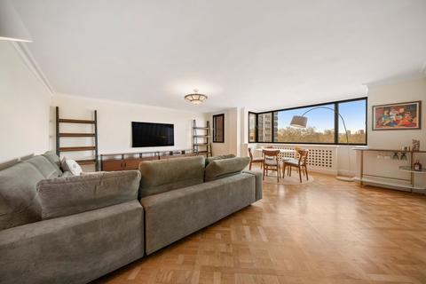 2 bedroom apartment to rent, Knightsbridge, London SW7