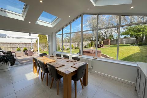 undefined, 8 Vale Court, Cowbridge, The Vale of Glamorgan CF71 7ES