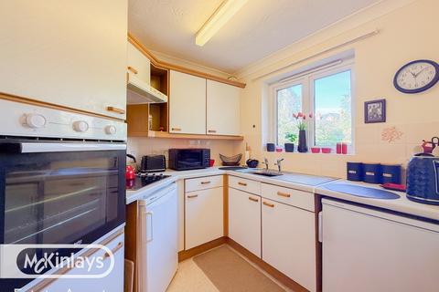 1 bedroom flat for sale, Avongrove Court, Taunton TA1
