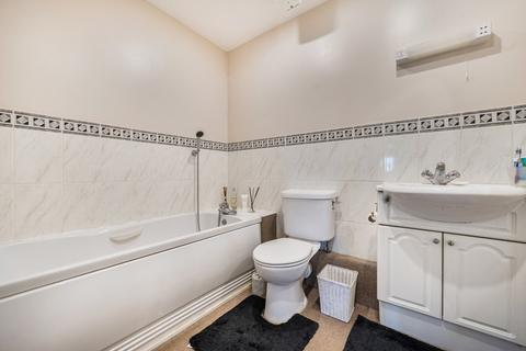2 bedroom penthouse for sale, The Avenue, Beckenham, Kent, BR3