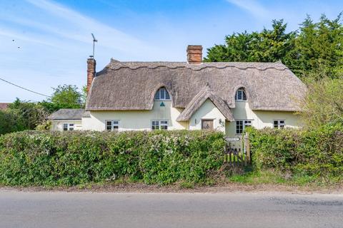 3 bedroom cottage for sale, Browns End Road, Broxted, Dunmow