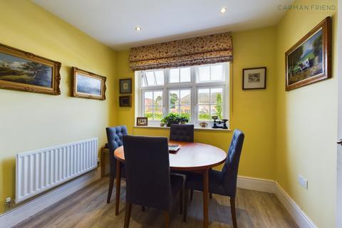 4 bedroom townhouse for sale, Dragoon Drive, Saighton, CH3