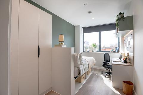 1 bedroom private hall to rent, Calthorpe Road