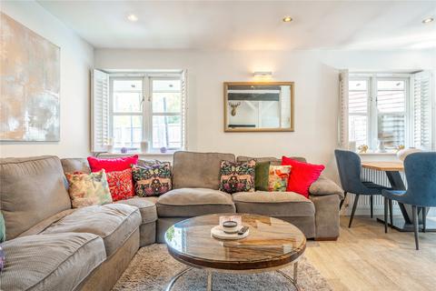 2 bedroom semi-detached house for sale, Hatch Farm Mews, Addlestone KT15