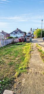 3 bedroom semi-detached house to rent, Ennerdale Road, Reading RG2