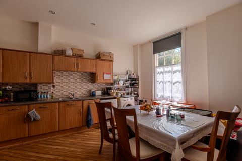 2 bedroom flat for sale, Northwick Avenue, Worcester WR3