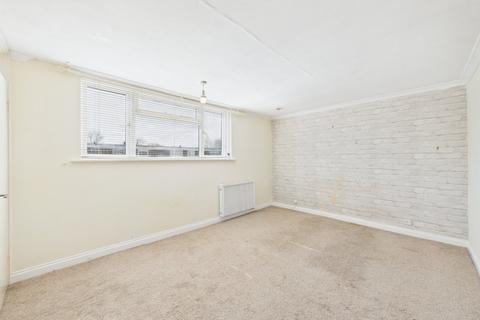 2 bedroom terraced house for sale, Austen Road, Farnborough, Hampshire, GU14