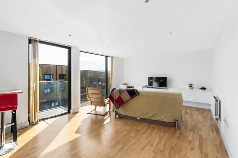 4 bedroom terraced house to rent, Millbay Road, Plymouth