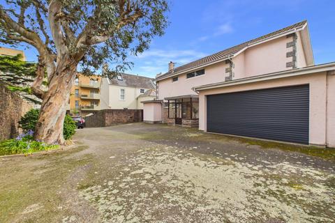 4 bedroom detached house for sale, Green Street, St Helier