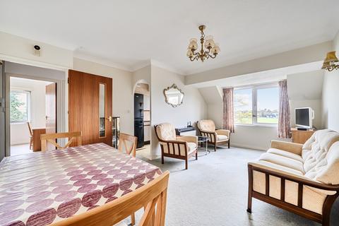 2 bedroom retirement property for sale, Homemanor House, Cassio Road, Watford WD18 0QS