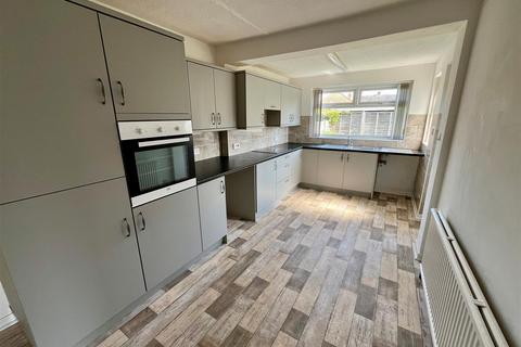 3 bedroom semi-detached bungalow for sale, Ward Avenue, Bilton, Hull