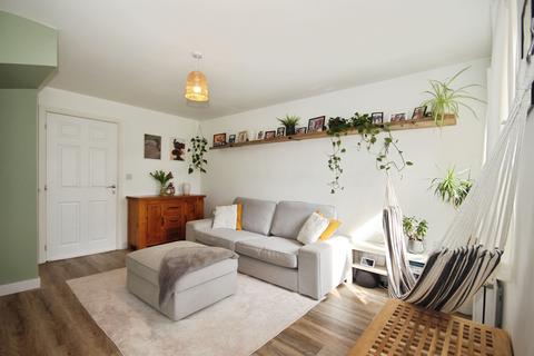 3 bedroom terraced house for sale, O'donnell Road, Whitnash, Leamington Spa