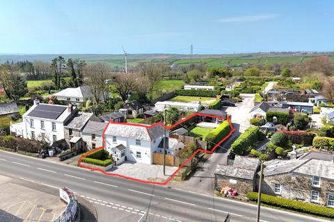 3 bedroom end of terrace house for sale, Honeysuckle Cottage , Camelford