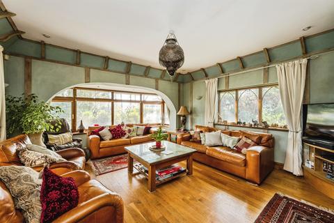4 bedroom detached house for sale, Clydach Road, Ynystawe, Swansea