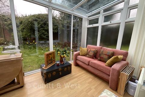 1 bedroom ground floor maisonette for sale, Patricia Gardens, Sutton, Surrey