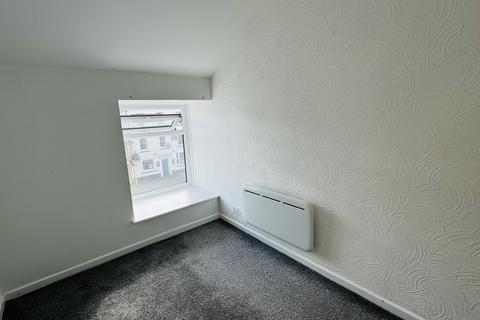 1 bedroom flat to rent, Carmarthen SA31