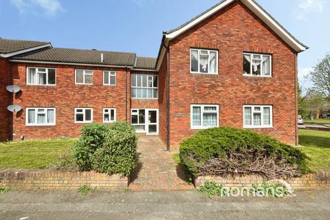 1 bedroom apartment for sale, Blaire Park, Yateley, Hampshire