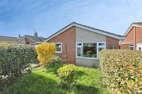 2 bedroom detached bungalow for sale, Trendall Road, Norwich