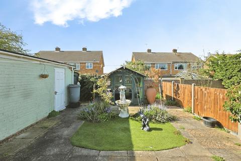 2 bedroom detached bungalow for sale, Trendall Road, Norwich