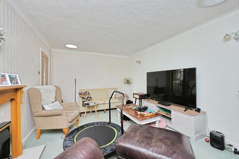 2 bedroom detached bungalow for sale, Trendall Road, Norwich
