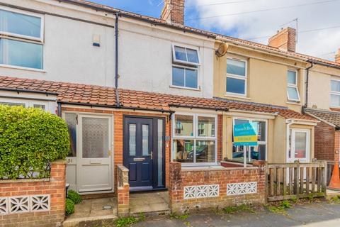2 bedroom terraced house for sale, Vincent Road, Norwich