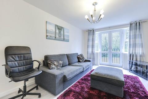 2 bedroom flat for sale, Farnley Crescent, Leeds, West Yorkshire, LS12