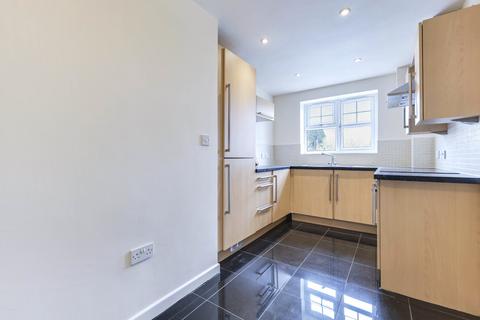 2 bedroom flat for sale, Farnley Crescent, Leeds, West Yorkshire, LS12
