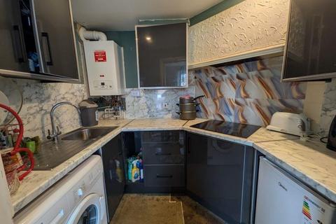 undefined, Flat 1, 1 Griffe Head Road, Wyke, Bradford