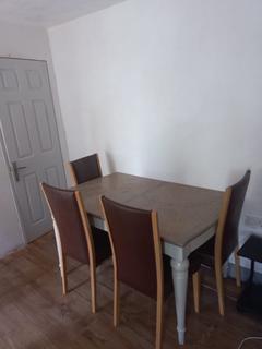 Studio to rent, Rowe Gardens, Barking IG11