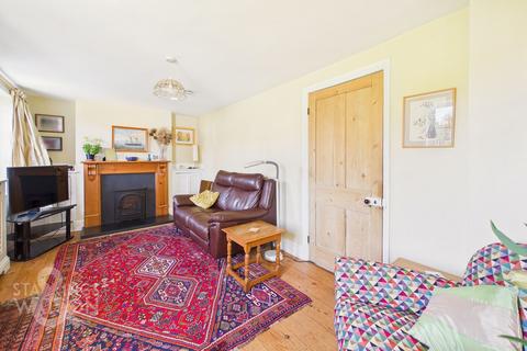 2 bedroom terraced house for sale, Railway Cottages, Hardy Road, Norwich