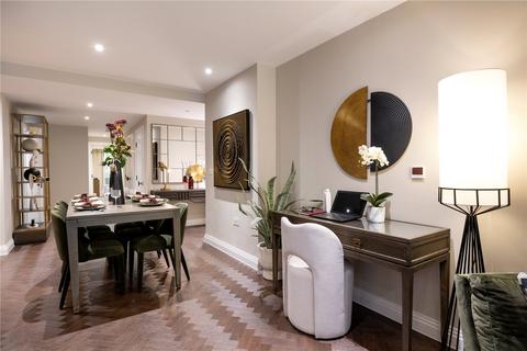 undefined, Queens Cross, Royal Eden Docks, London, E16