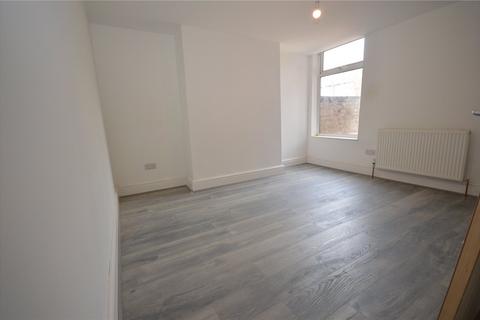 3 bedroom terraced house to rent, Park Road, Birkenhead, Merseyside, CH42