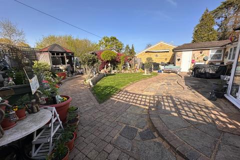 3 bedroom bungalow for sale, WOKING