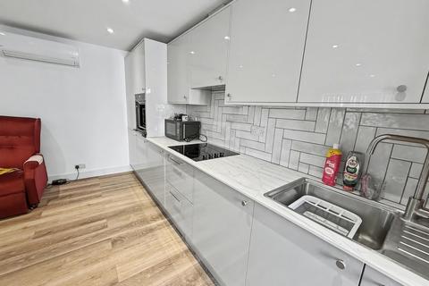 3 bedroom bungalow for sale, WOKING