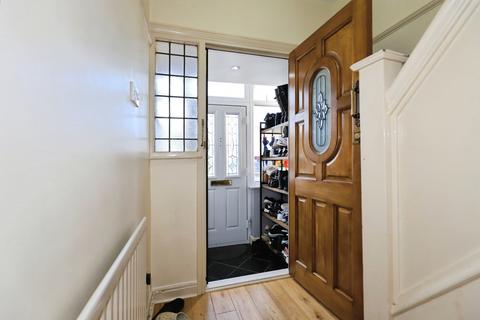 4 bedroom semi-detached house for sale, New Road, Wednesfield, Wolverhampton, West Midlands, WV10