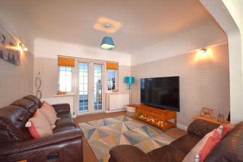 4 bedroom terraced house for sale, Radcliffe Road, Harrow, HA3