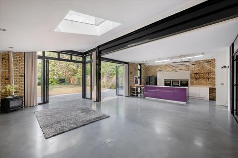 6 bedroom detached house for sale, Willesden Lane, Willesden Green, London NW2.