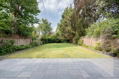 6 bedroom detached house for sale, Willesden Lane, Willesden Green, London NW2.