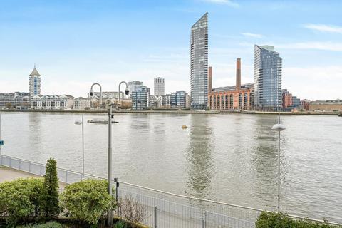 3 bedroom flat for sale, The Montevetro Building, Battersea Church Road, London SW11