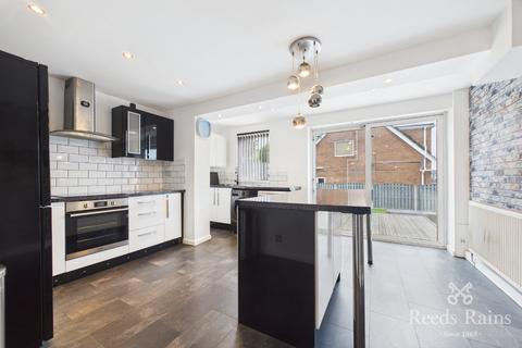 3 bedroom semi-detached house for sale, Eastdown, West Yorkshire WF10
