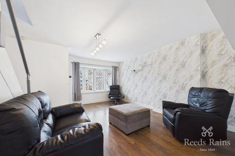 3 bedroom semi-detached house for sale, Eastdown, West Yorkshire WF10