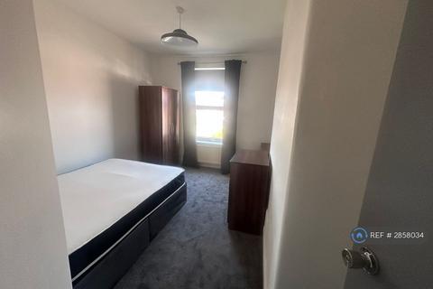 1 bedroom flat to rent, Nantwich Road, Crewe, CW2