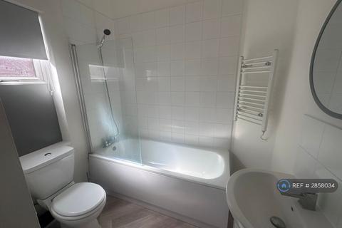 1 bedroom flat to rent, Nantwich Road, Crewe, CW2