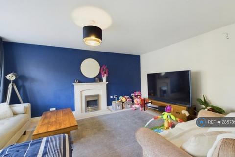 4 bedroom detached house to rent, Field Gate Close, St Neots, PE19