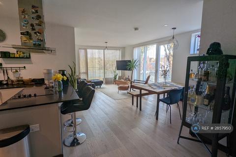 2 bedroom flat to rent, Riverside View, Reading, RG1