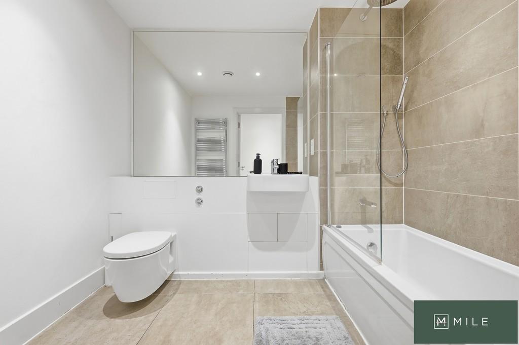 Apartment in London - View 4