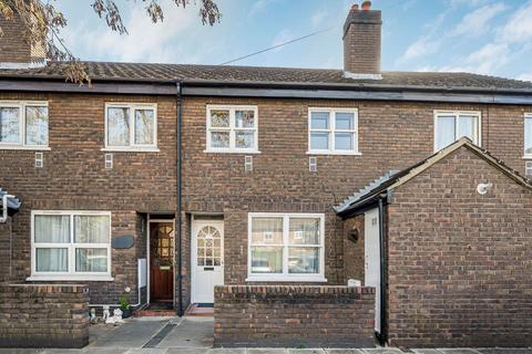 Harcourt Close, Isleworth TW7