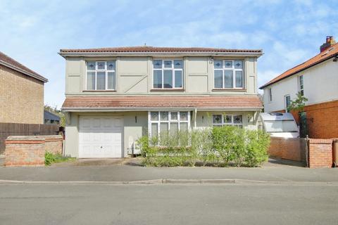 4 bedroom detached house for sale, Norwood Avenue, March PE15